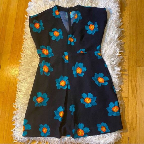 Banana Republic Dresses & Skirts - Banana Republic Blue Floral Dolman Sleeve Dress 12